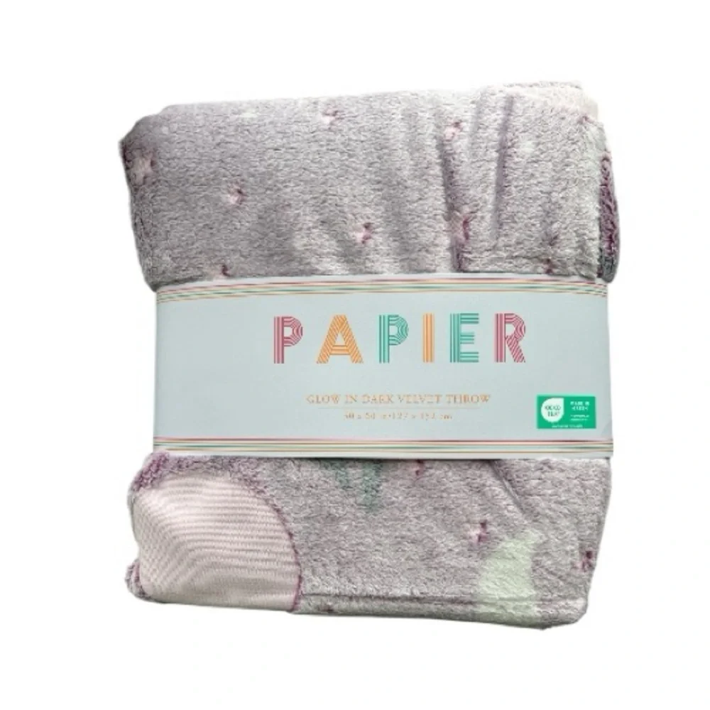 Papier NEW Glow in the Dark Throw Velvet Theme Moon Stars 50 x 60 100% Polyester